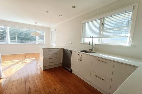 Photo of property in 15 Collier Avenue, Karori, Wellington, 6012