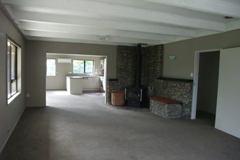Photo of property in 144 Beacon Point Road, Wanaka, 9305