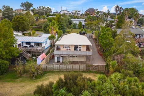 Photo of property in 6 Donald Street, Stanmore Bay, Whangaparaoa, 0932