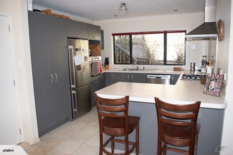 Photo of property in 18 Seamount Drive, Red Beach, 0932