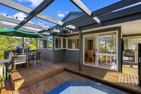 Photo of property in 84 Nigel Road, Browns Bay, Auckland, 0630