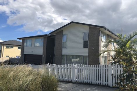 Photo of property in 24 Mackay Drive, Greenhithe, Auckland, 0632