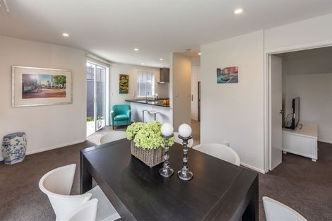 Photo of property in 2/34 Aikmans Road, Merivale, Christchurch, 8014