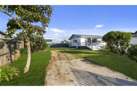 Photo of property in 1/26 Tamworth Close, Manurewa, Auckland, 2102