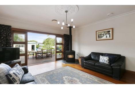 Photo of property in 22 Burnside Street, Waterloo, Lower Hutt, 5011