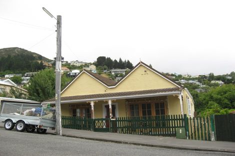 Photo of property in 4 Voelas Road, Lyttelton, 8082