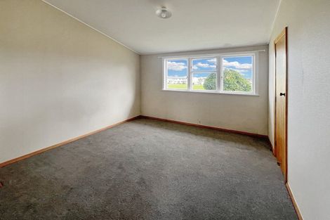 Photo of property in 26-32 Devon Crescent, Bulls, 4818