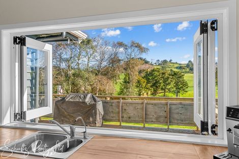 Photo of property in 17a Ash Street, Maungaturoto, 0520