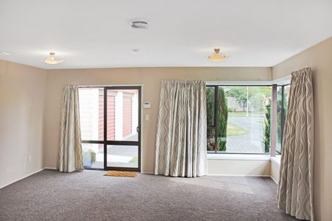 Photo of property in 2/26 Wiremu Street, Redwood, Christchurch, 8051