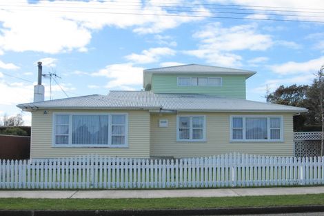 Photo of property in 9 Meadowvale Drive, Levin, 5510