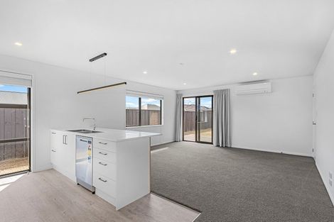 Photo of property in 6 Weaver Street, Woodend, 7691