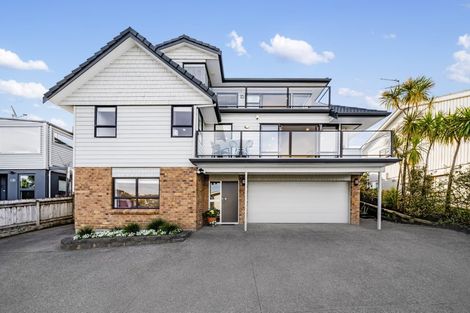 Photo of property in 86 Hebron Road, Waiake, Auckland, 0630