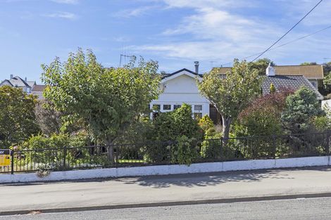 Photo of property in 13 Lune Street, South Hill, Oamaru, 9400