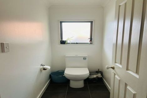 Photo of property in 30 Caroline Crescent, Highbury, Palmerston North, 4412