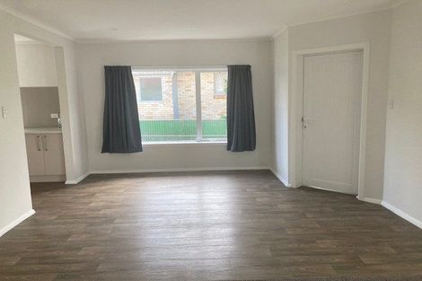 Photo of property in 17 Laurie Avenue, Papakura, 2110