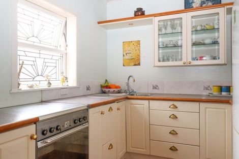 Photo of property in 122 Queen Sh25 Street, Thames, 3500