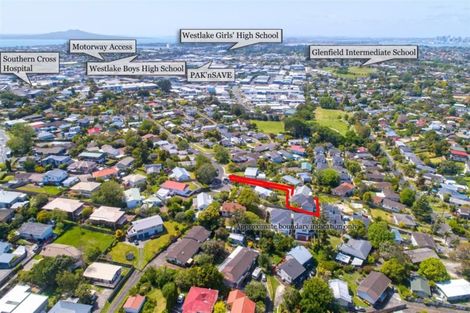 Photo of property in 20a Orton Street, Glenfield, Auckland, 0627