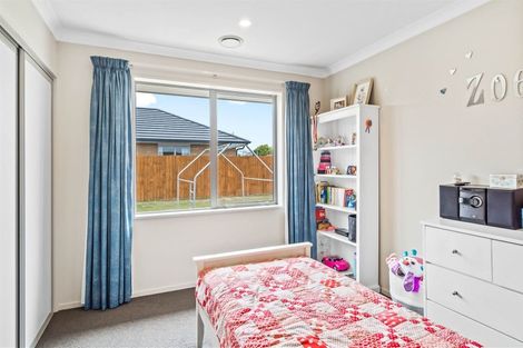 Photo of property in 18 Granite Drive, Rolleston, 7614