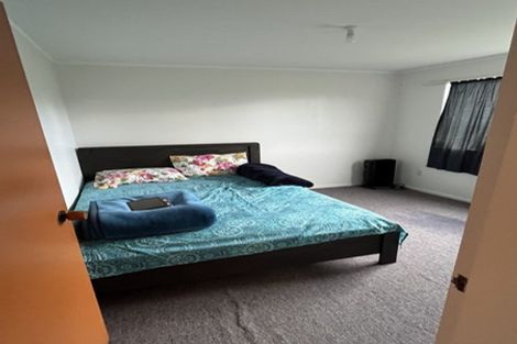 Photo of property in 9-11 Thimble Lane, Whitby, Porirua, 5024