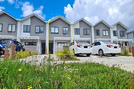 Photo of property in 39a Soaring Bird Drive, Takanini, 2112