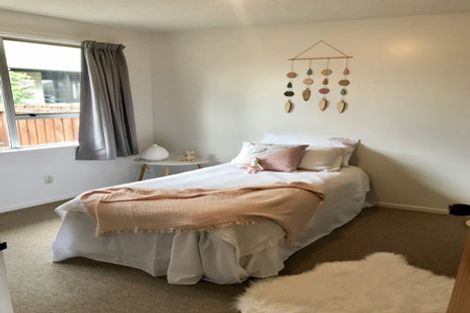 Photo of property in 2/3 Binstead Place, Avondale, Christchurch, 8061