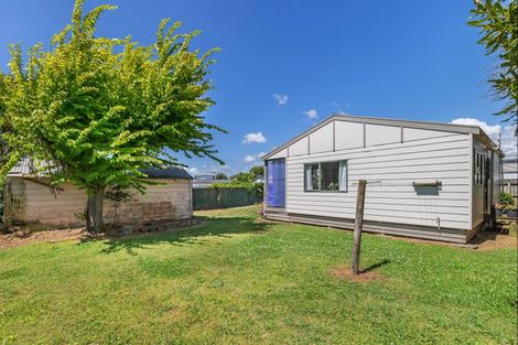 Photo of property in 1a Quinn Road, Levin, 5510