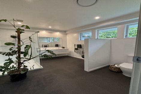 Photo of property in 27 Phoenix Avenue, Hokowhitu, Palmerston North, 4410