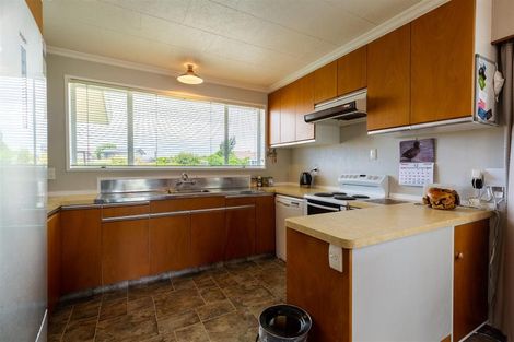 Photo of property in 11 Oxford Street, Waimate, 7924