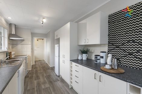 Photo of property in 50 Holdsworth Avenue, Trentham, Upper Hutt, 5018