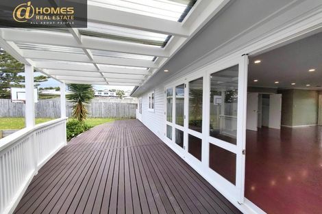 Photo of property in 13 Westall Road, New Lynn, Auckland, 0600