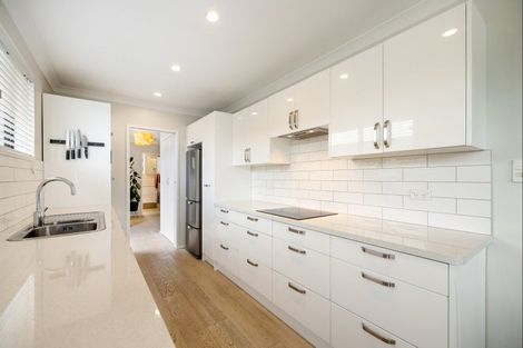 Photo of property in 11 Townshend Crescent, Halswell, Christchurch, 8025