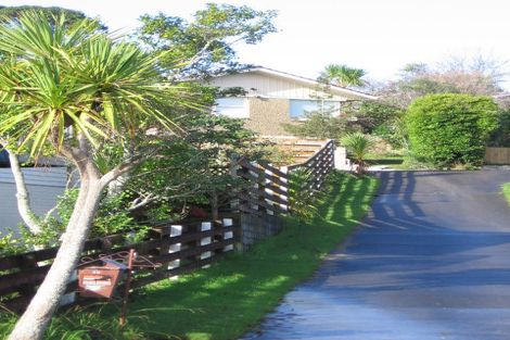 Photo of property in 39 Galaxy Drive, Mairangi Bay, Auckland, 0630