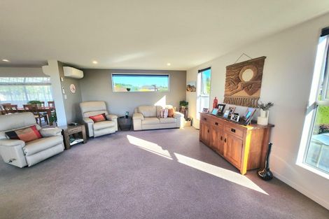 Photo of property in 8 Oakleigh Crescent, Oamaru North, Oamaru, 9400