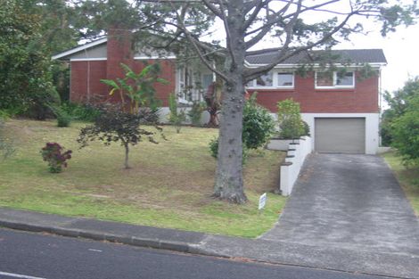 Photo of property in 23 Chequers Avenue, Glenfield, Auckland, 0629