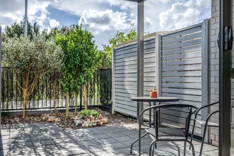 Photo of property in 16 Rorida Lane, Flat Bush, Auckland, 2019
