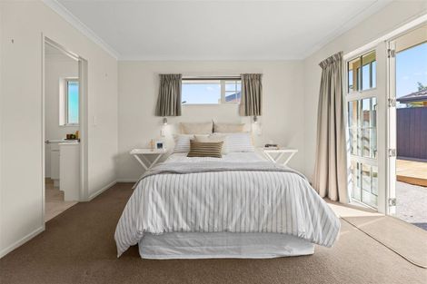 Photo of property in 51 Rempstone Drive, Halswell, Christchurch, 8025