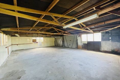 Photo of property in 6 Pureora Place, Clendon Park, Auckland, 2103