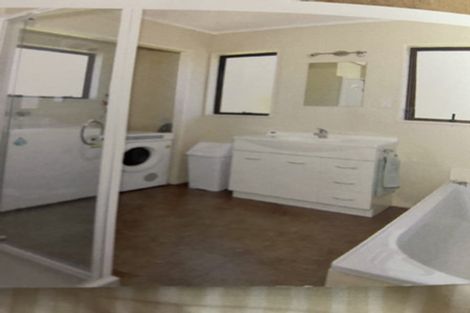 Photo of property in 3/37 Bracken Road, Paparangi, Wellington, 6037