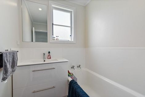 Photo of property in 14 Clinkard Avenue, Glenholme, Rotorua, 3010