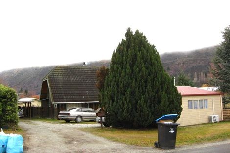 Photo of property in 69 Adamson Drive, Arrowtown, 9302