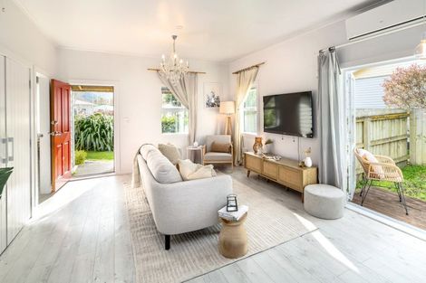 Photo of property in 23 Lyon Street, Featherston, 5710