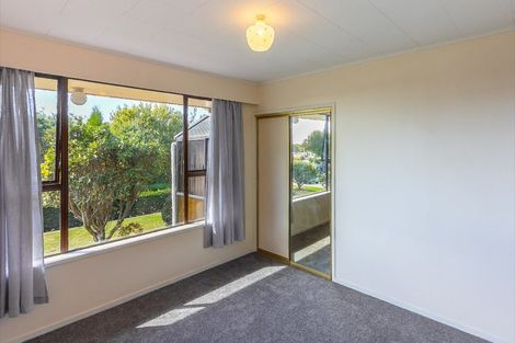 Photo of property in 6 Leatham Avenue, Strandon, New Plymouth, 4312