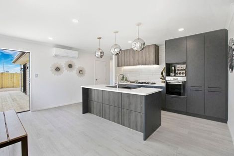 Photo of property in 30 Melgran Avenue, Papakura, 2110