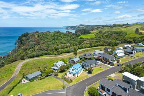 Photo of property in 407 Onemana Drive, Onemana, Whangamata, 3691