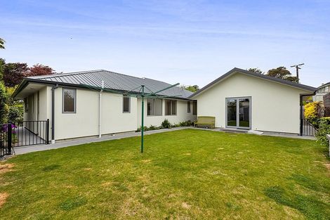 Photo of property in 184b Seaview Road, Westown, New Plymouth, 4310