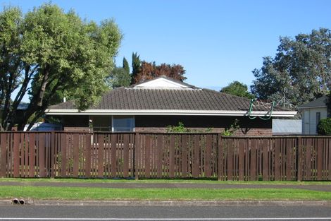 Photo of property in 2/105a Wallace Road, Papatoetoe, Auckland, 2025
