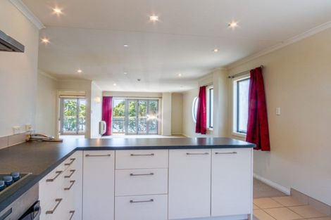 Photo of property in White Isle Apartments, 8/23 Quay Street, Whakatane, 3120