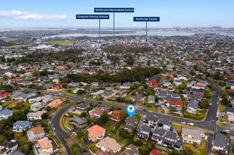 Photo of property in 128 Coronation Road, Hillcrest, Auckland, 0627