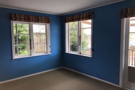 Photo of property in 12 Meldrum Street, Te Kamo, Whangarei, 0112