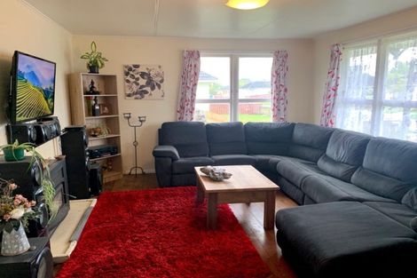 Photo of property in 8 Maire Street, Otaki, 5512